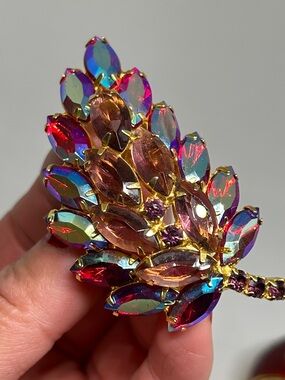 Vintage Aurora Borealis Purple Crystal Leaf Brooch